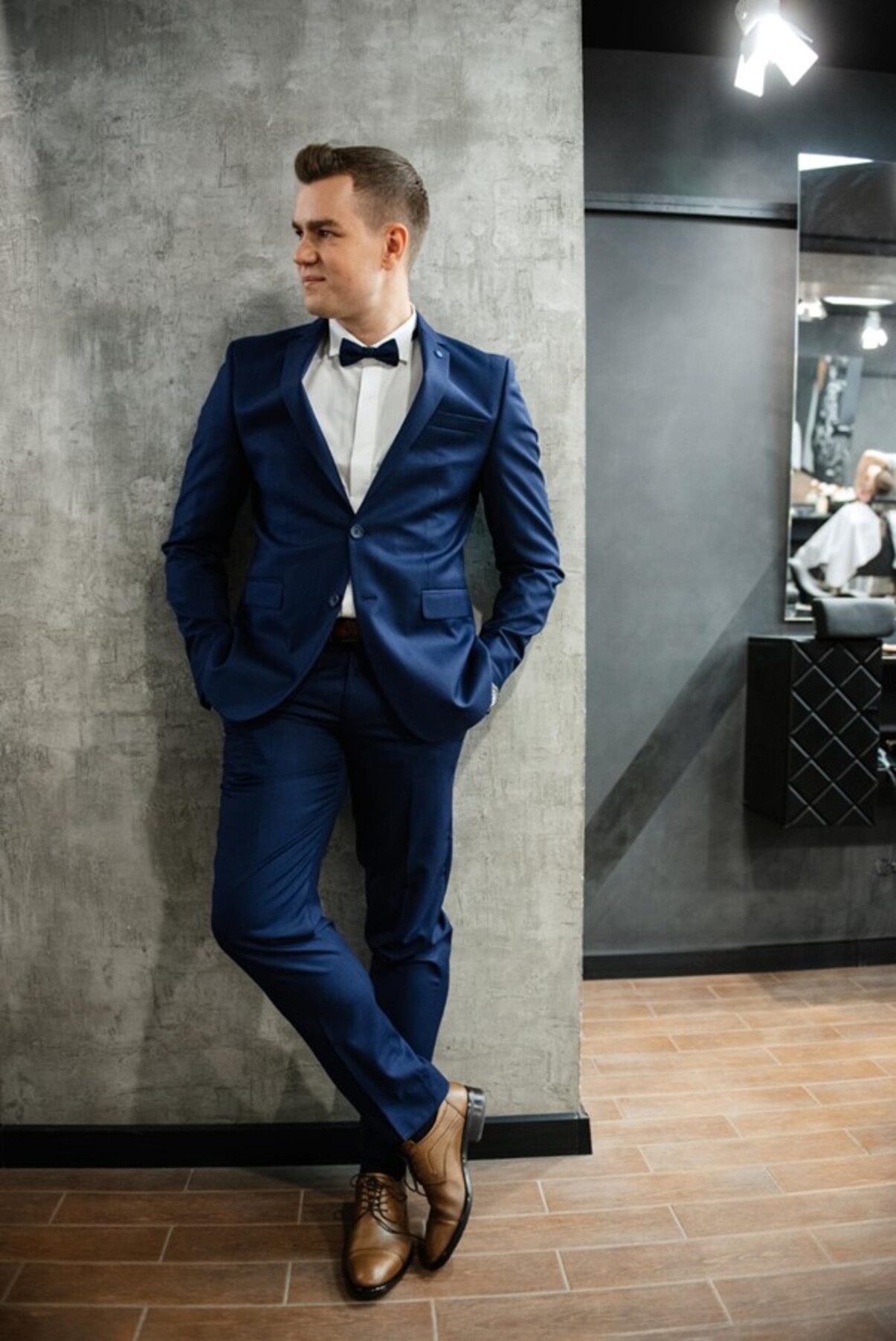 odpowiednio dobrany garnitur - moda ślubna