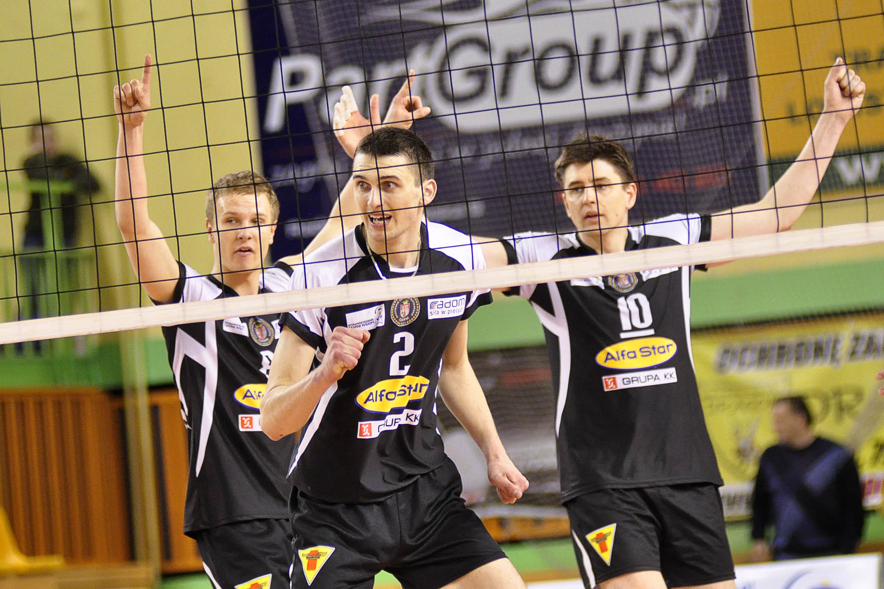 Kacper Gonciarz(od lewej) Michał Ostrowsk(w środku) Robert Prygiel( po prawej)