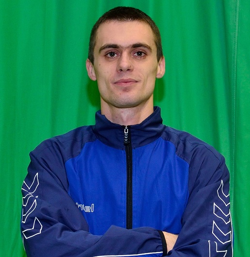 trener UKS Delta - Piotr Włoskiewicz fot. M S