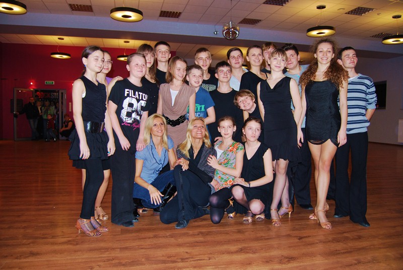 A. Głogowska, M. Giermuda i uczestnicy warsztatów